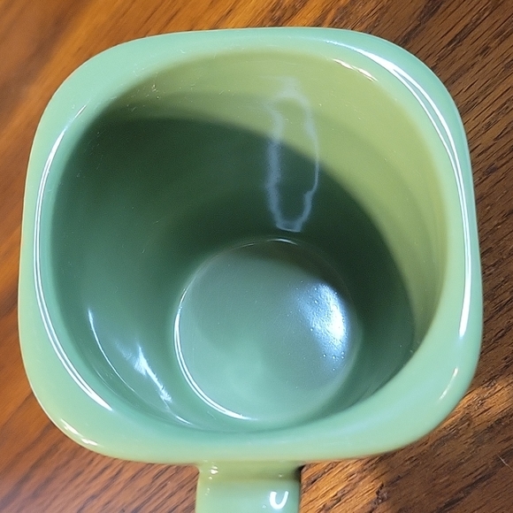 Starbucks 2004 Retired Green Snowflake 10 oz. Cup Mug - Picture 2 of 4